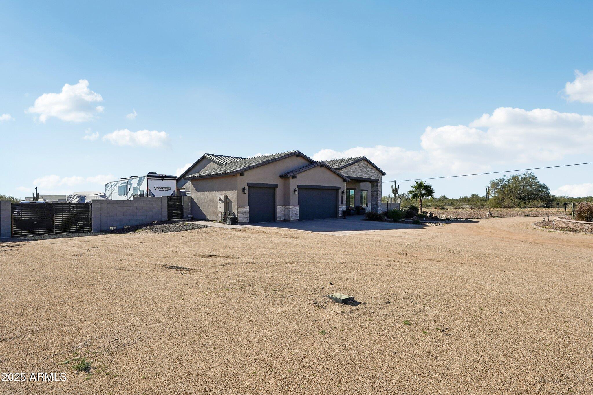 15433 W PINNACLE VISTA Road