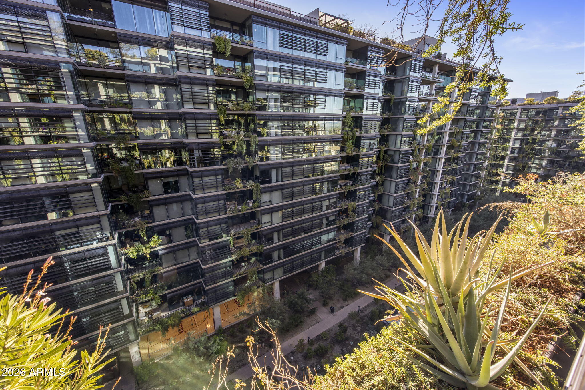 7120 E KIERLAND Boulevard 901