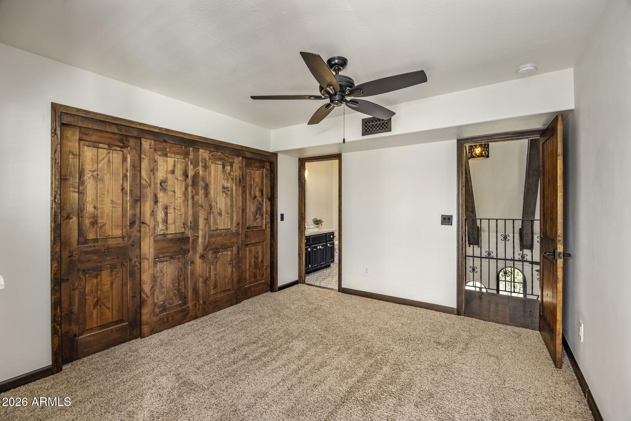 8127 E DEL CAPITAN Drive