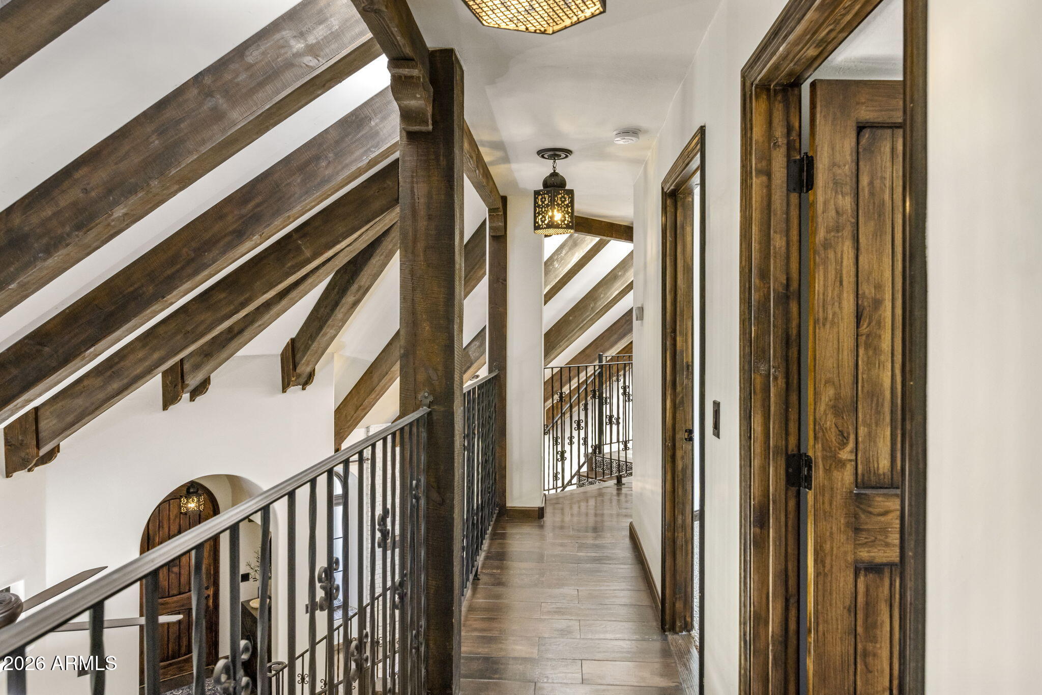 8127 E DEL CAPITAN Drive