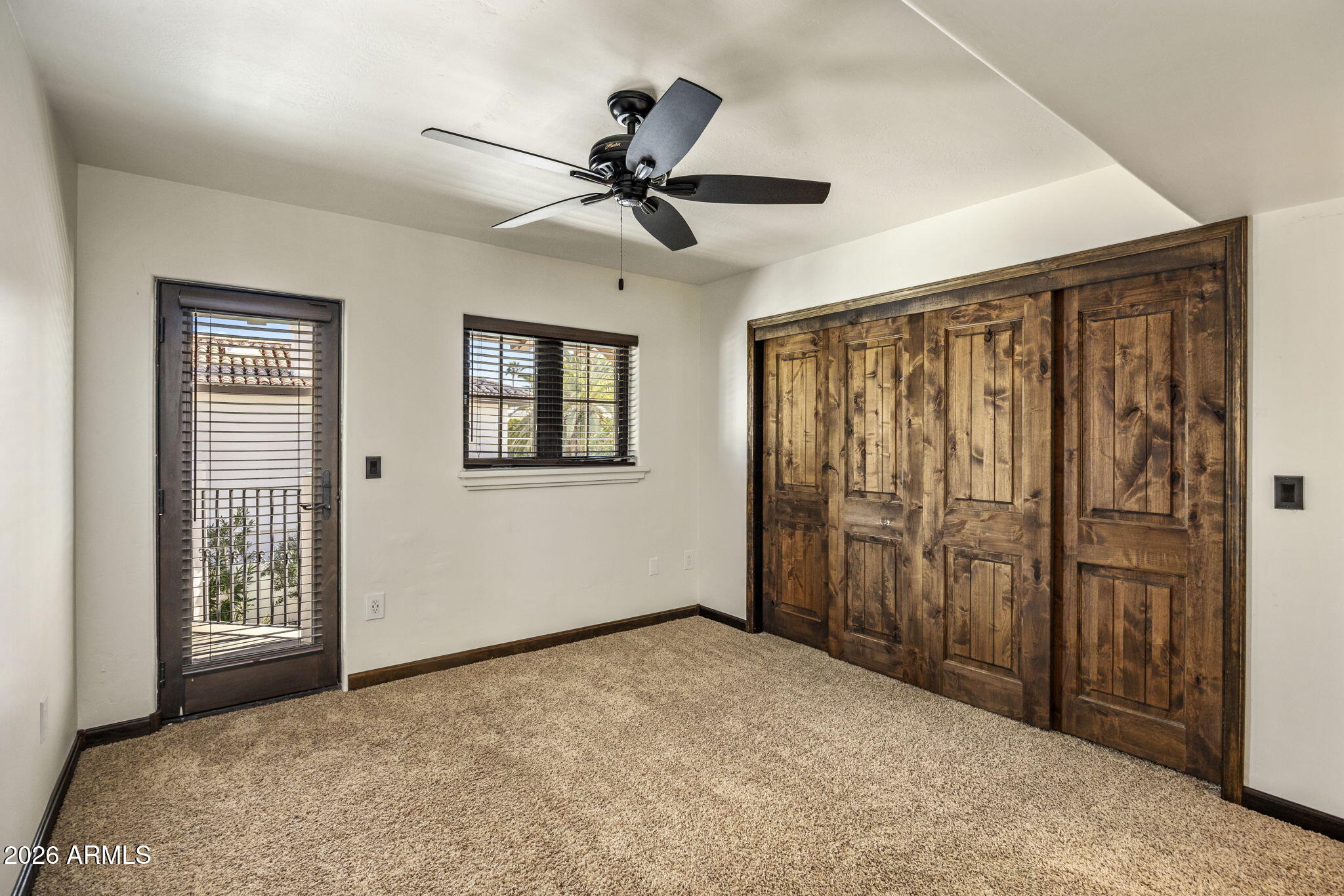 8127 E DEL CAPITAN Drive