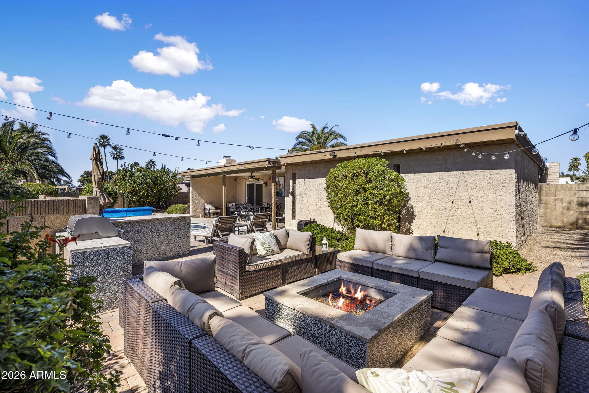 6511 E VOLTAIRE Avenue