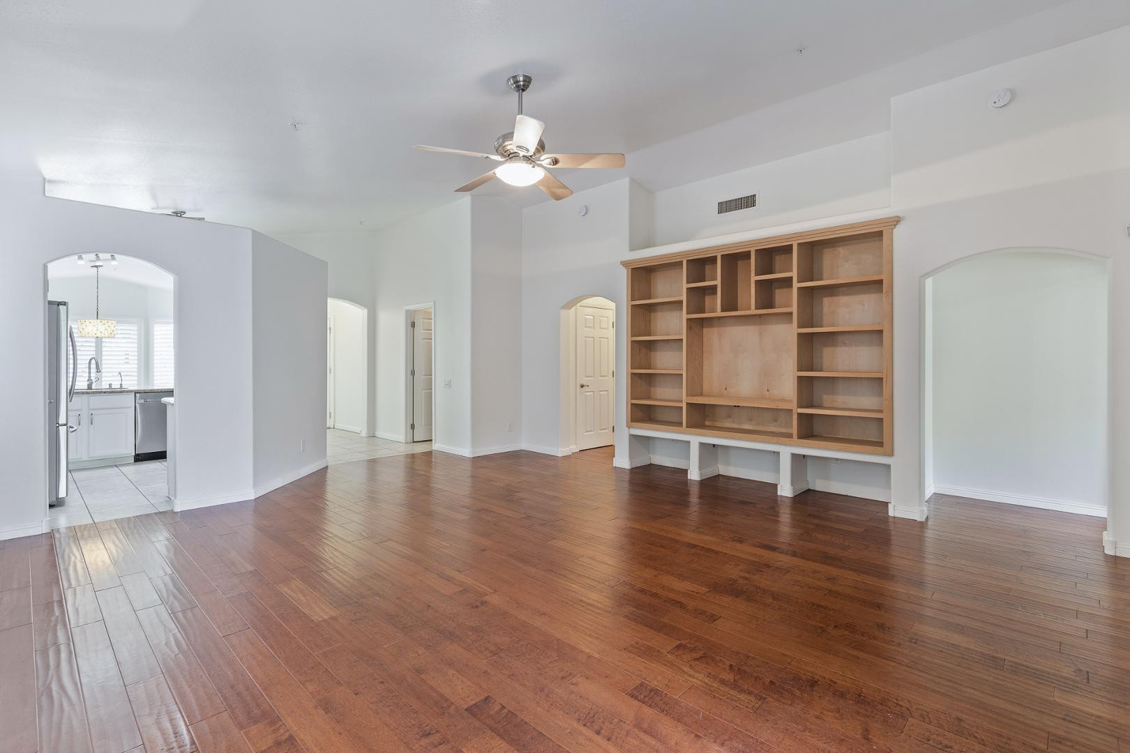 7362 E Hanover Way