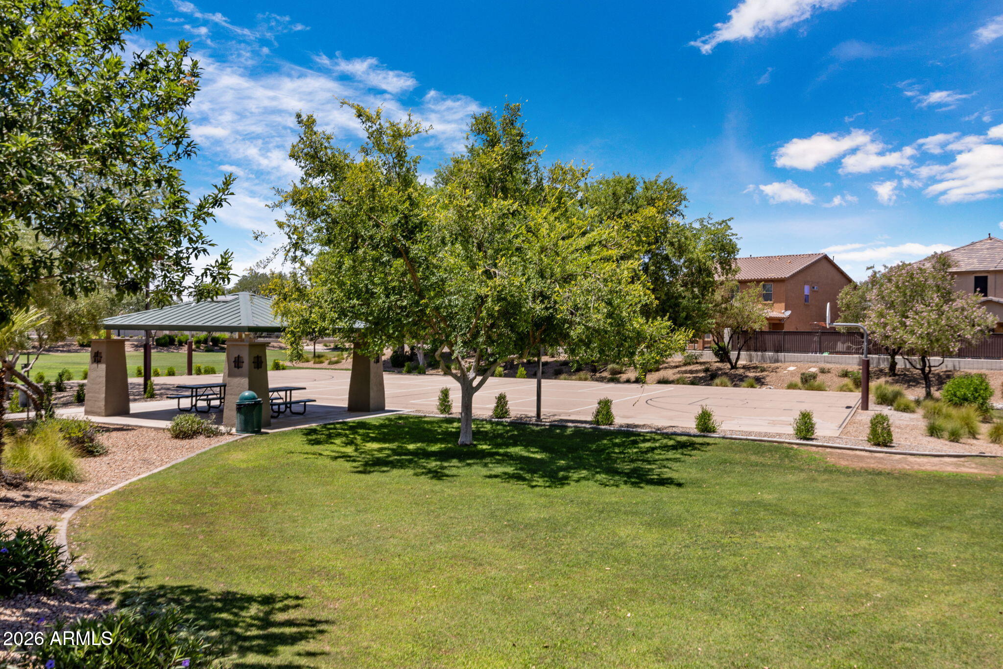 2122 W IAN Drive