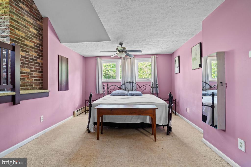1030 BETHEL HOLLOW RD