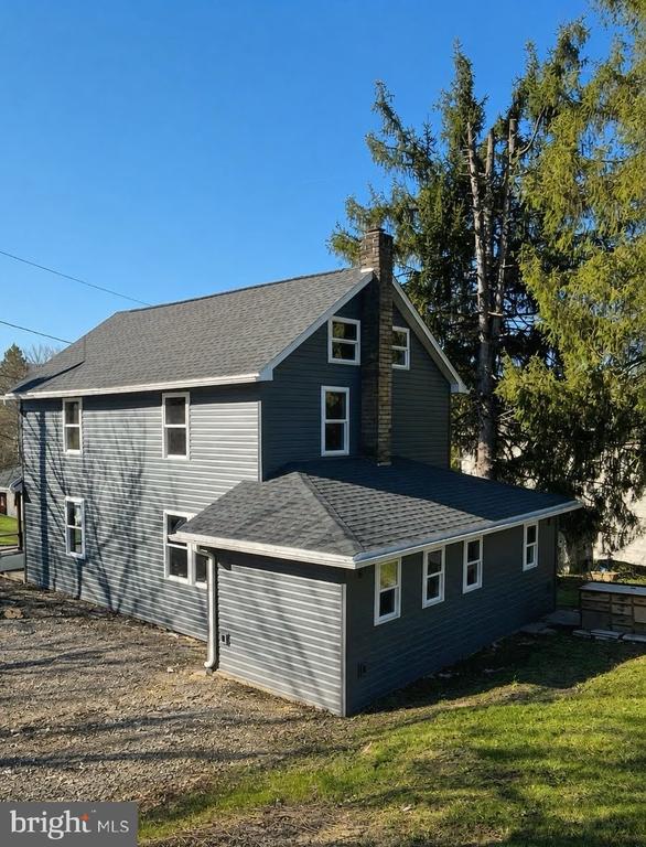 100 MEADE STREET
