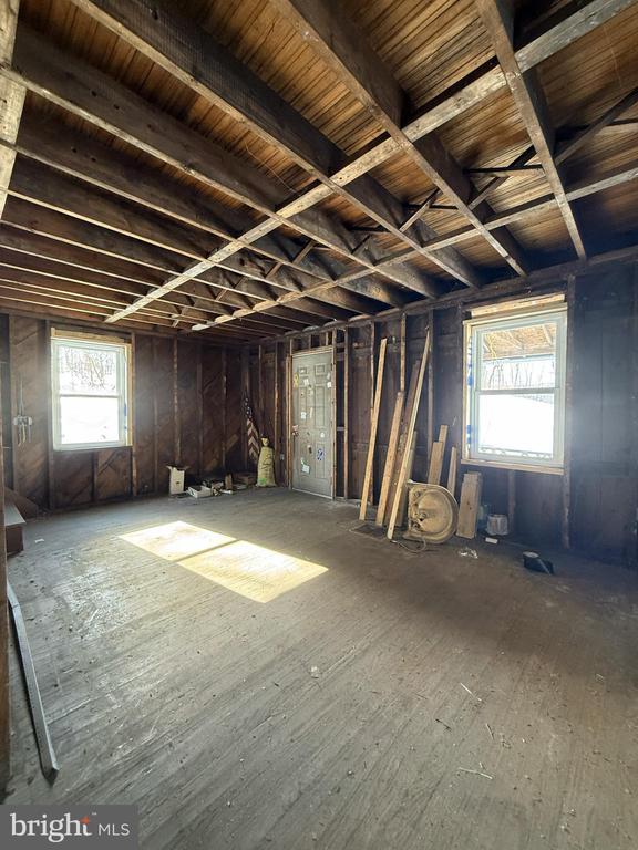 100 MEADE STREET