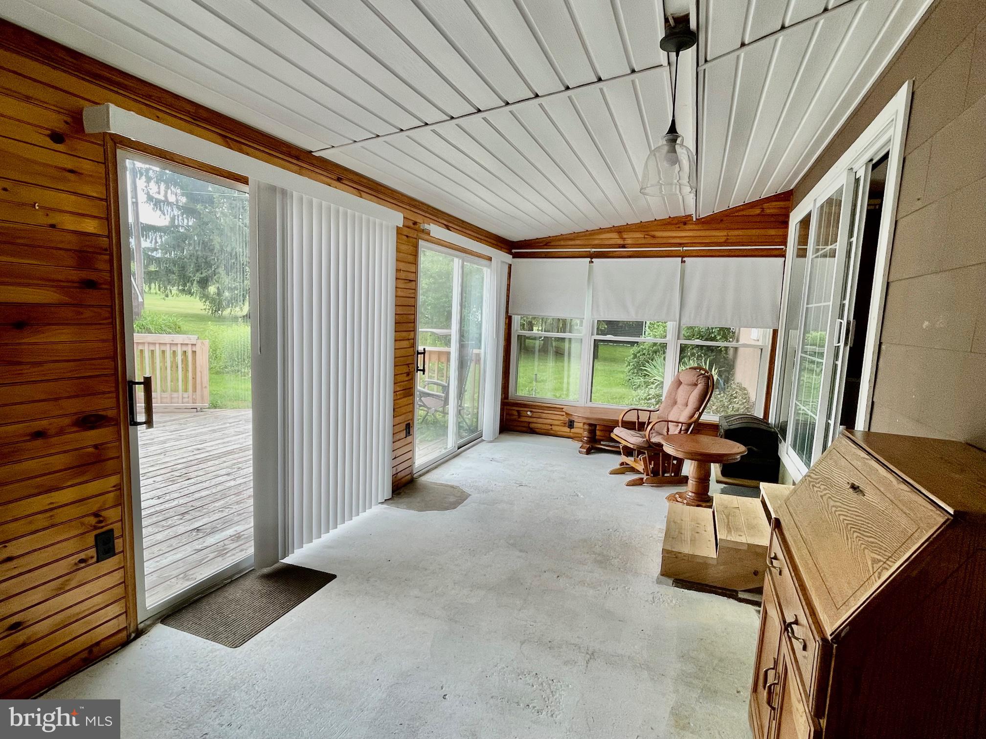 50 Sunset Lane Ln