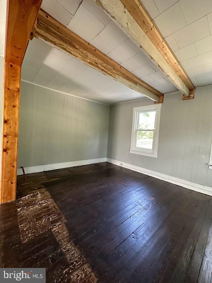 1542 NELSON ROAD