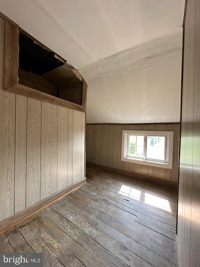 1542 NELSON ROAD