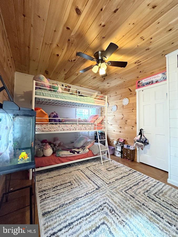 5524 BUCK RUN ROAD