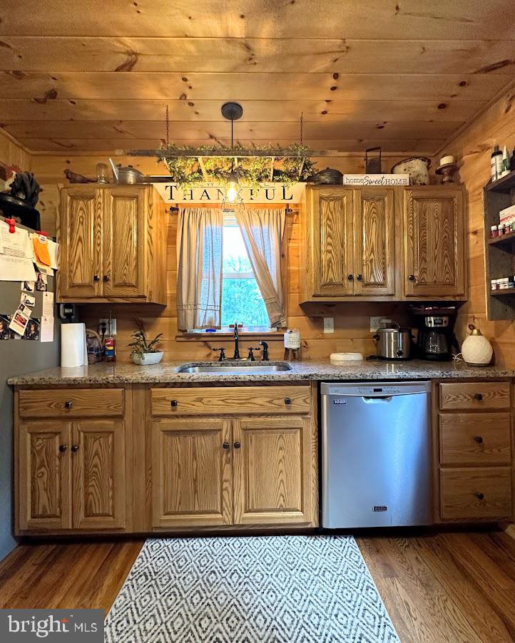 5524 BUCK RUN ROAD