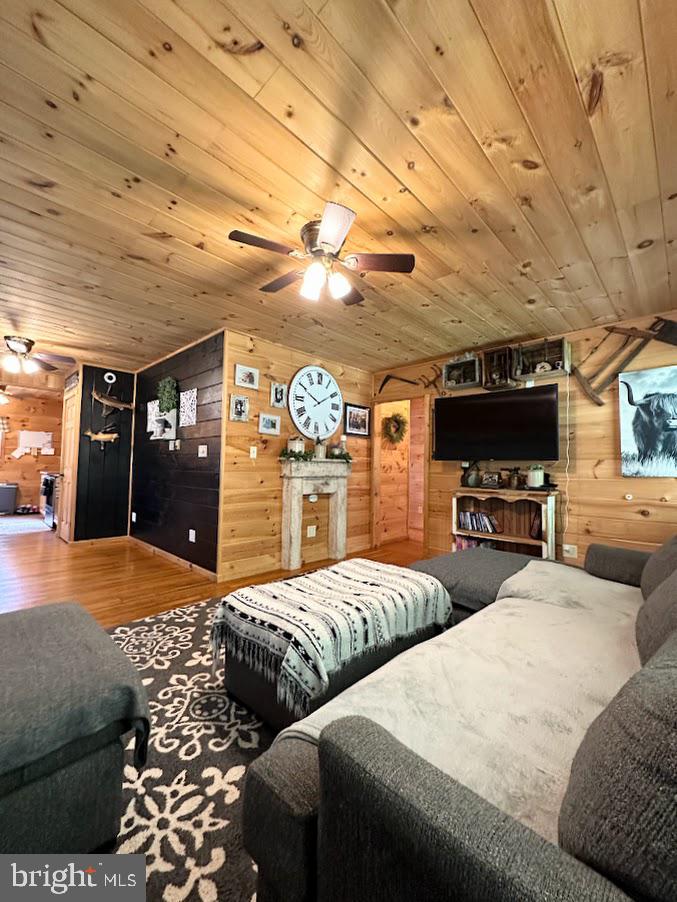 5524 BUCK RUN ROAD