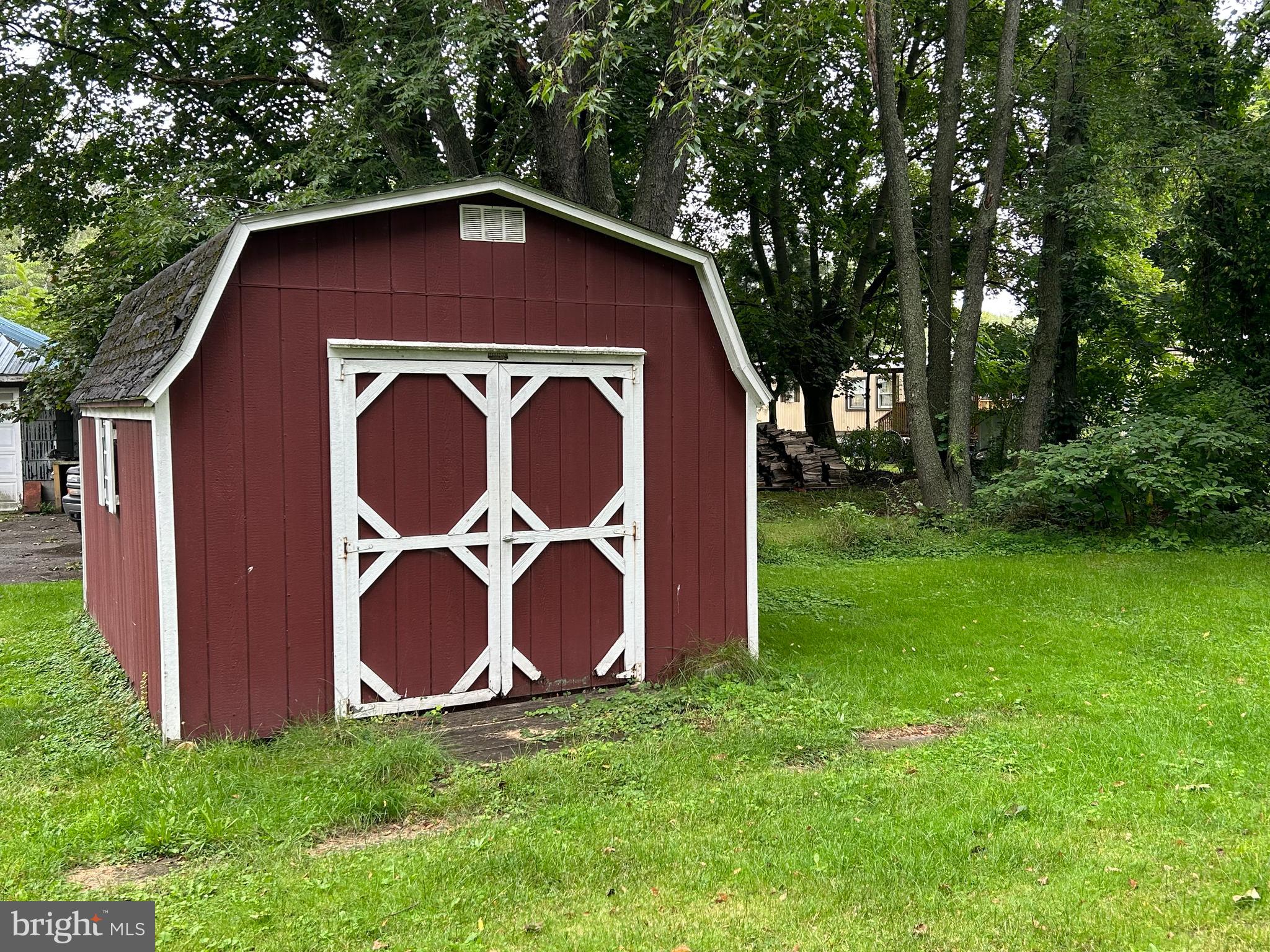 605 W FRONT STREET