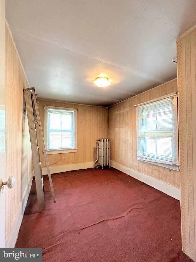 33 HIDDEN VALLEY ROAD