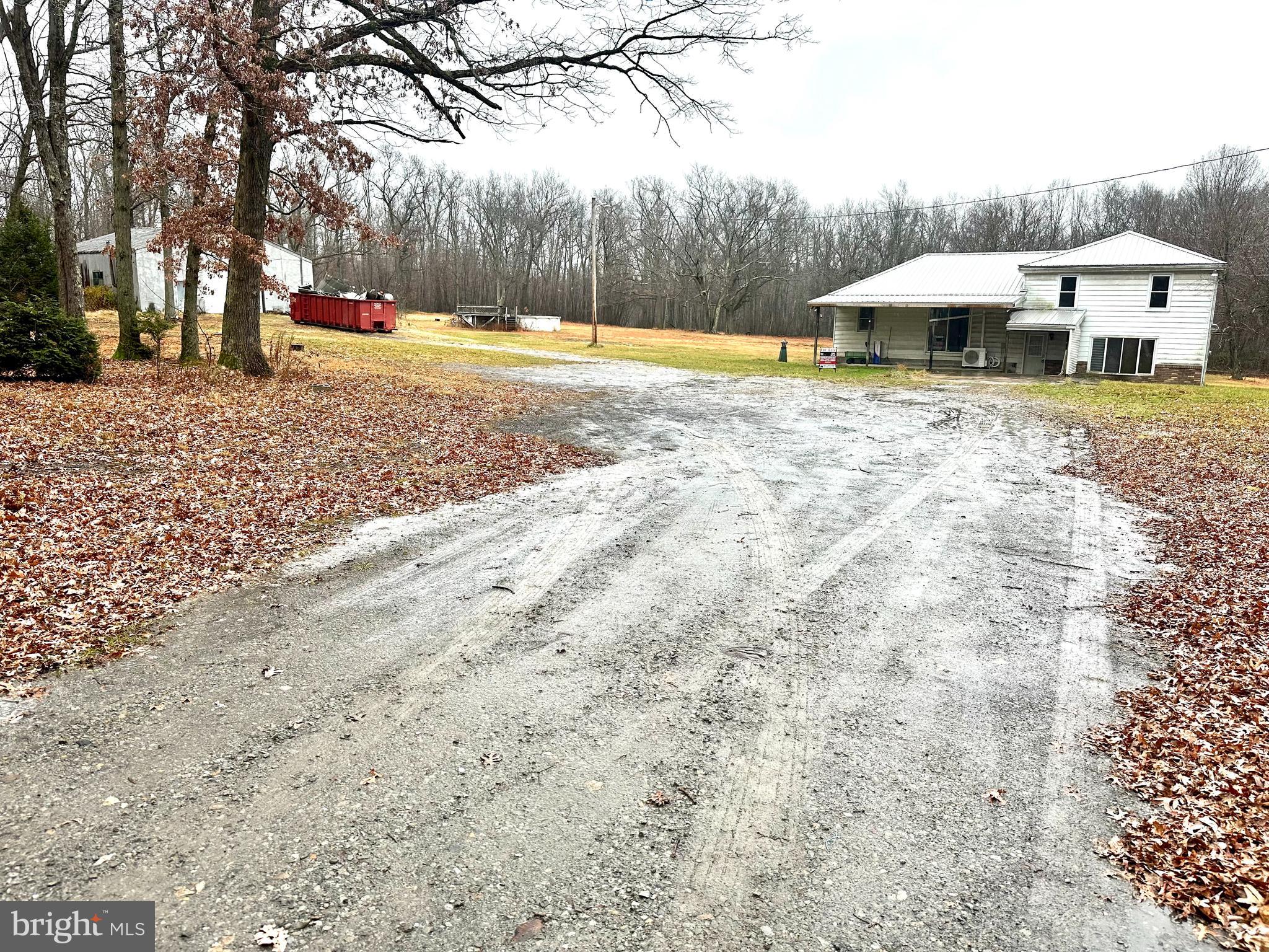 772 Link Rd