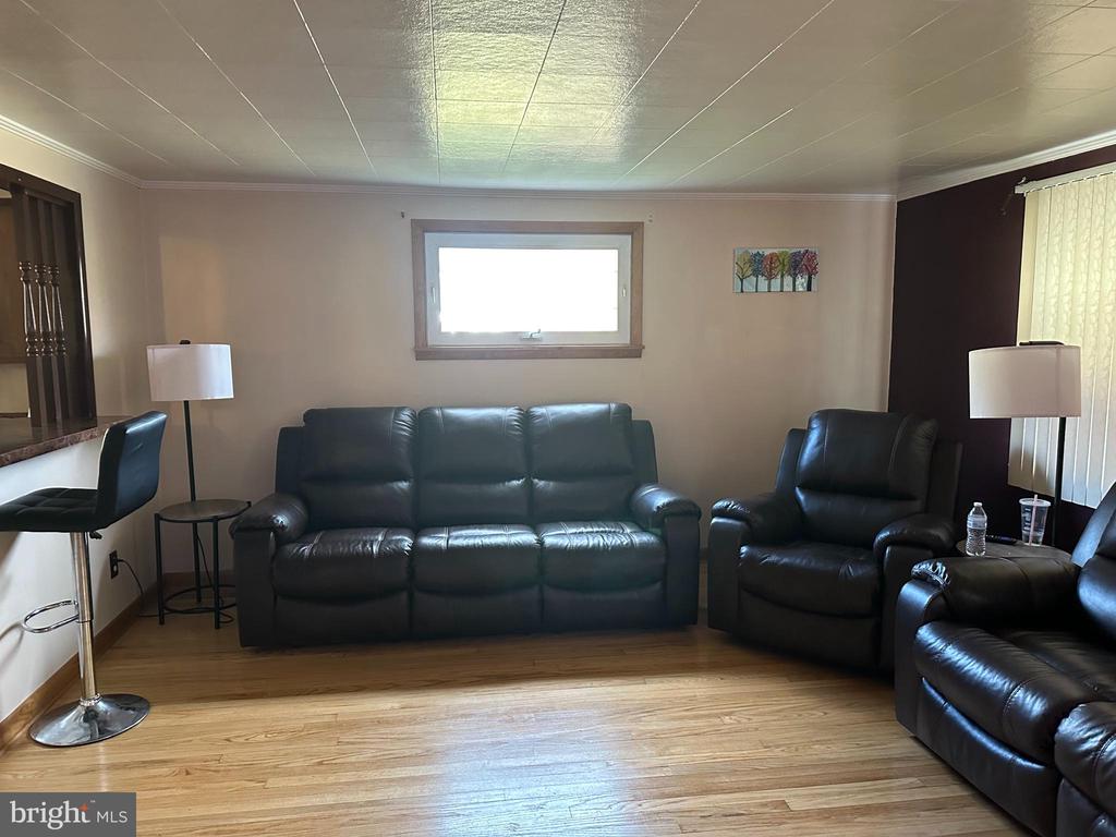 105 Perks STREET