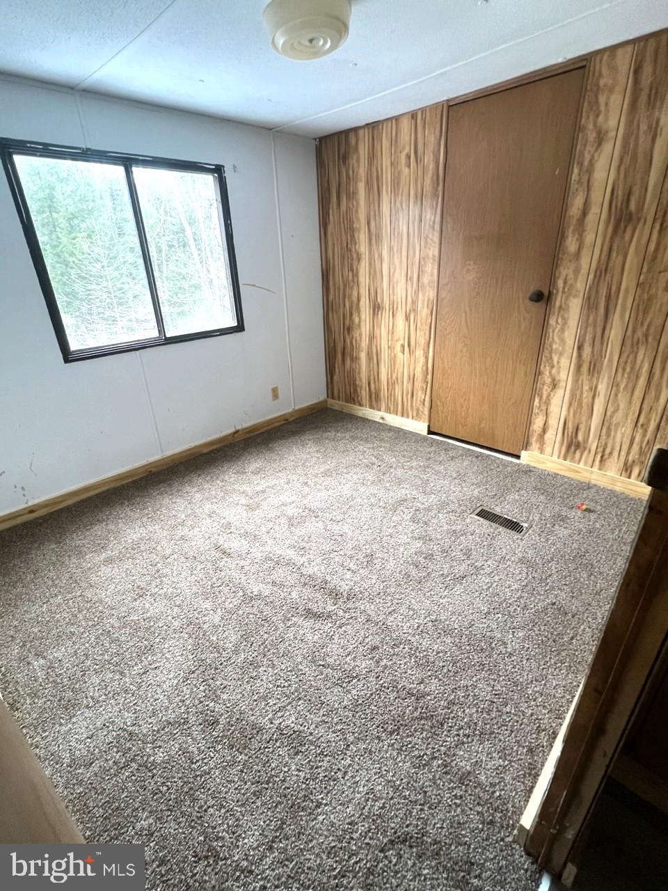 886 Ashland ROAD