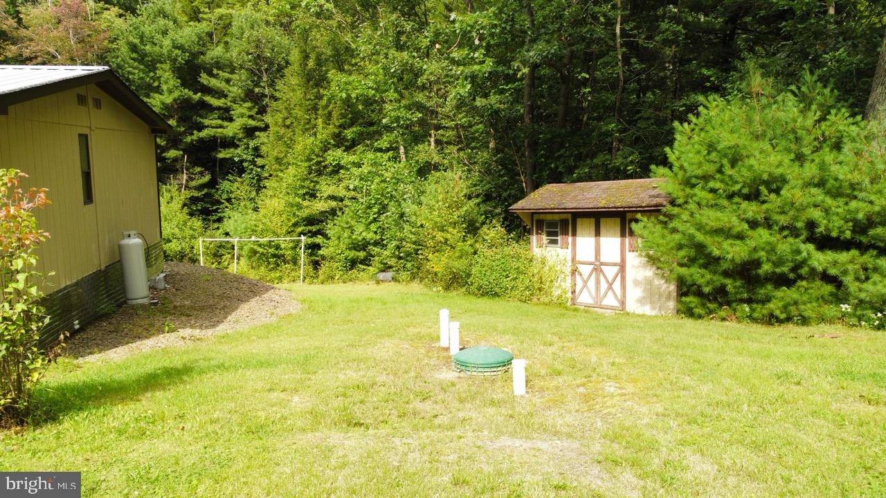 886 Ashland ROAD