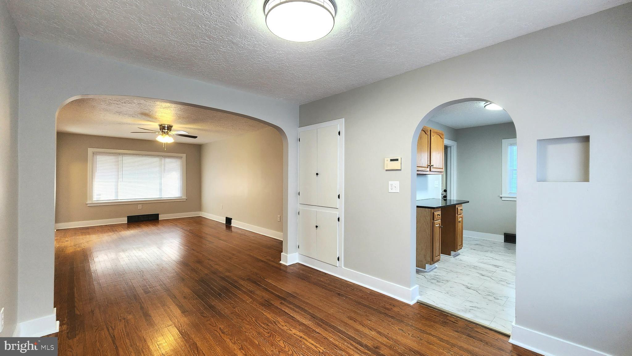 317 W Cherry Street