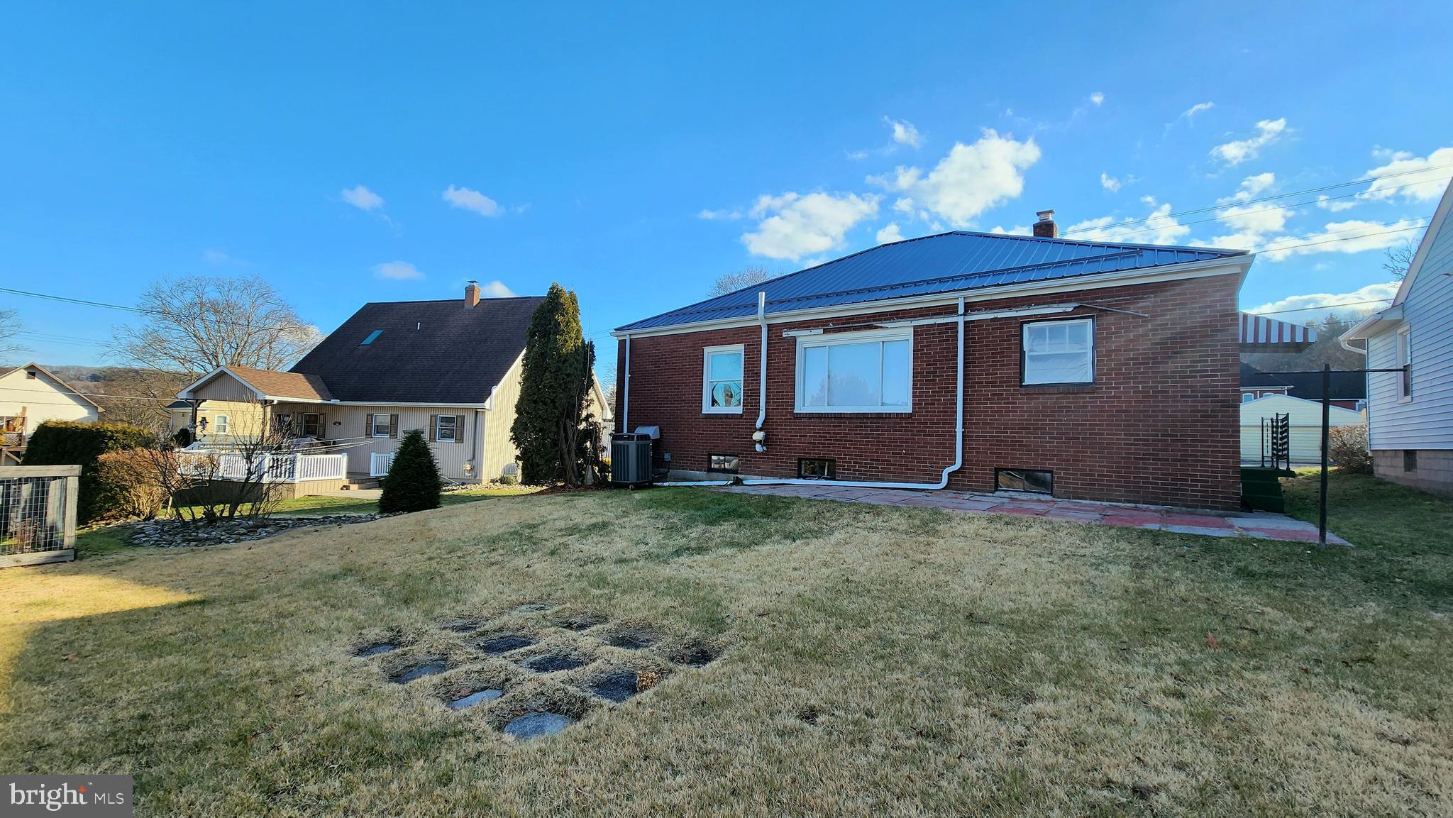 317 W Cherry Street