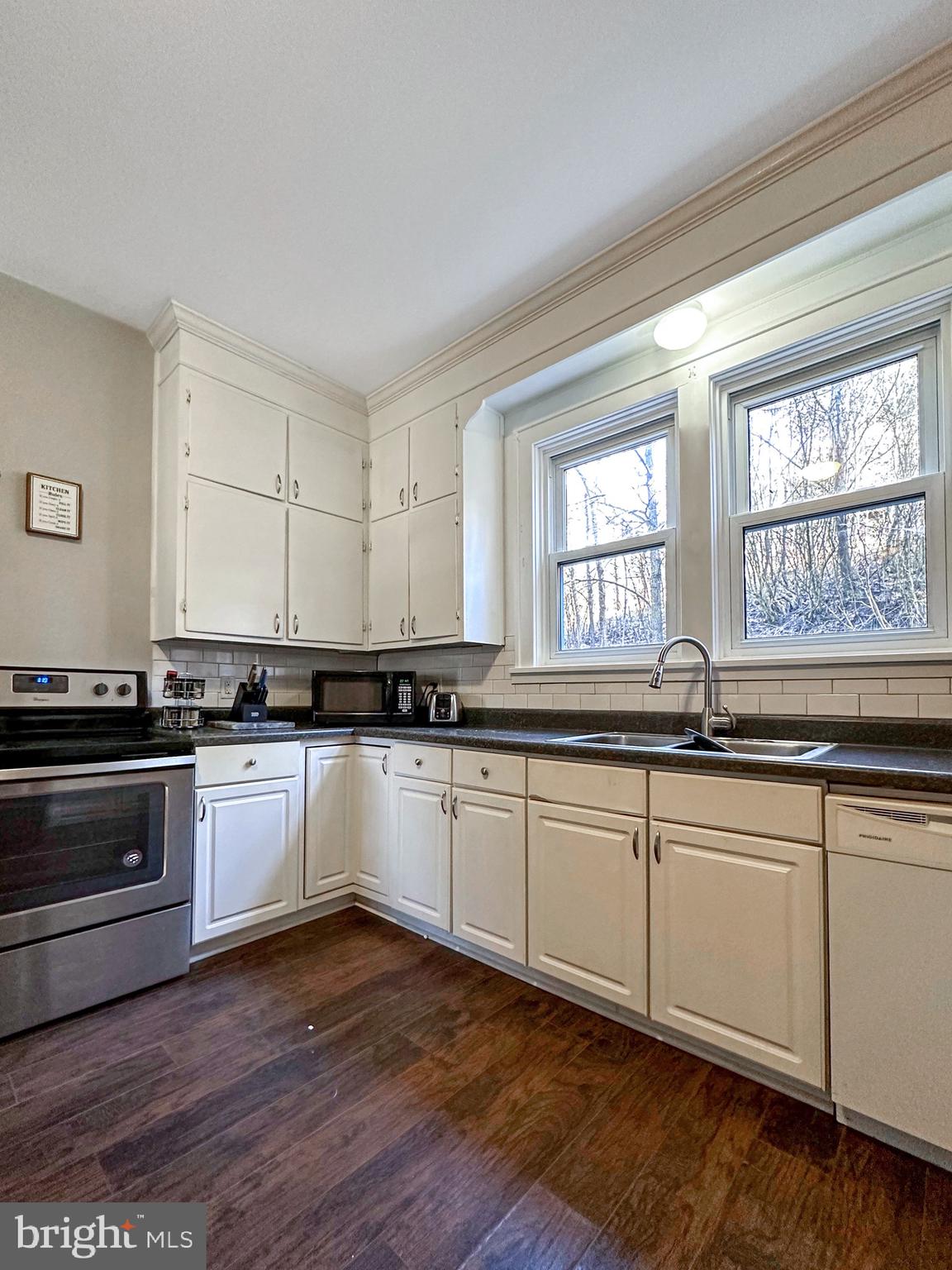 480 Naulton Rd