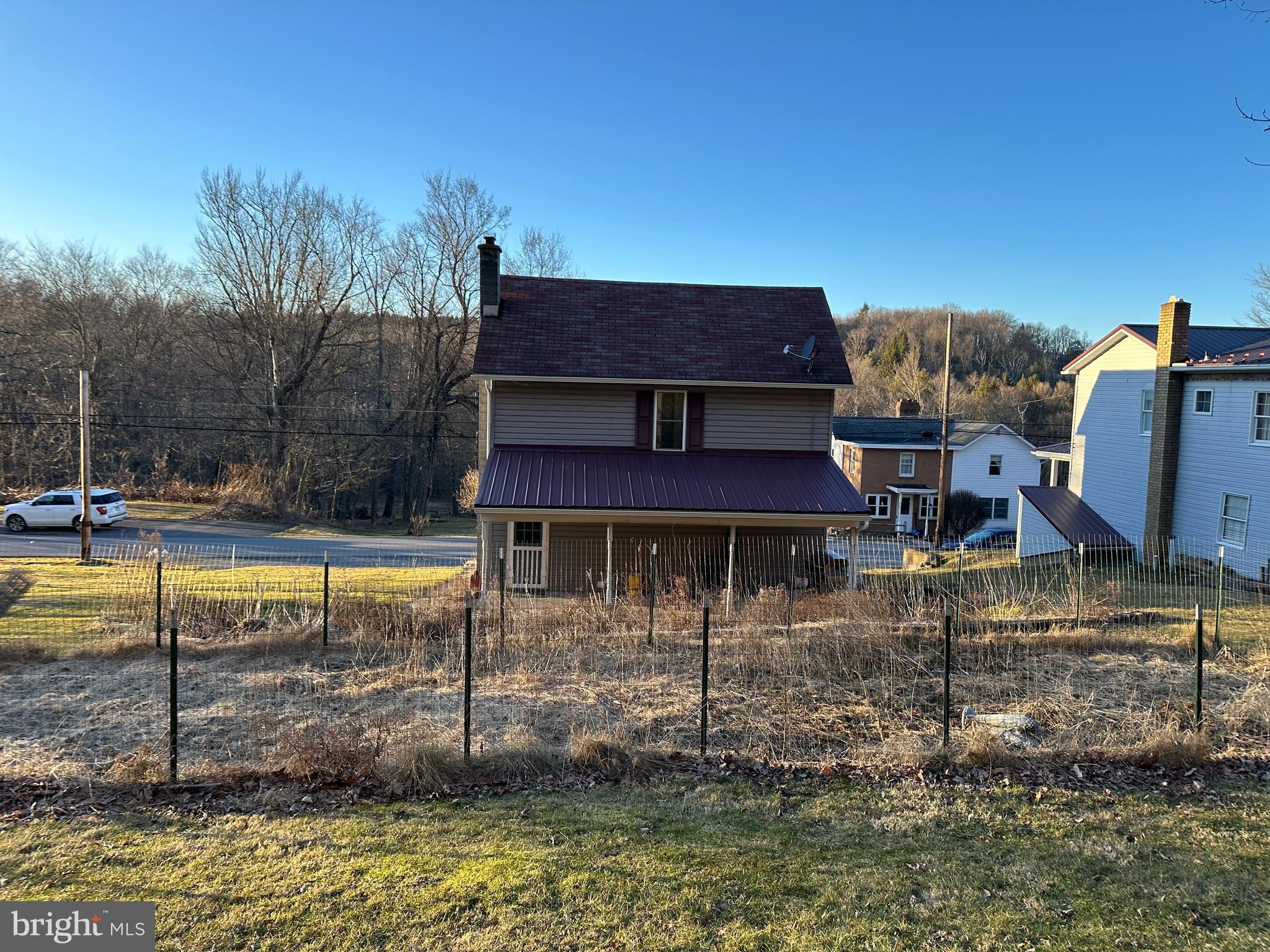 172 Stronach Rd