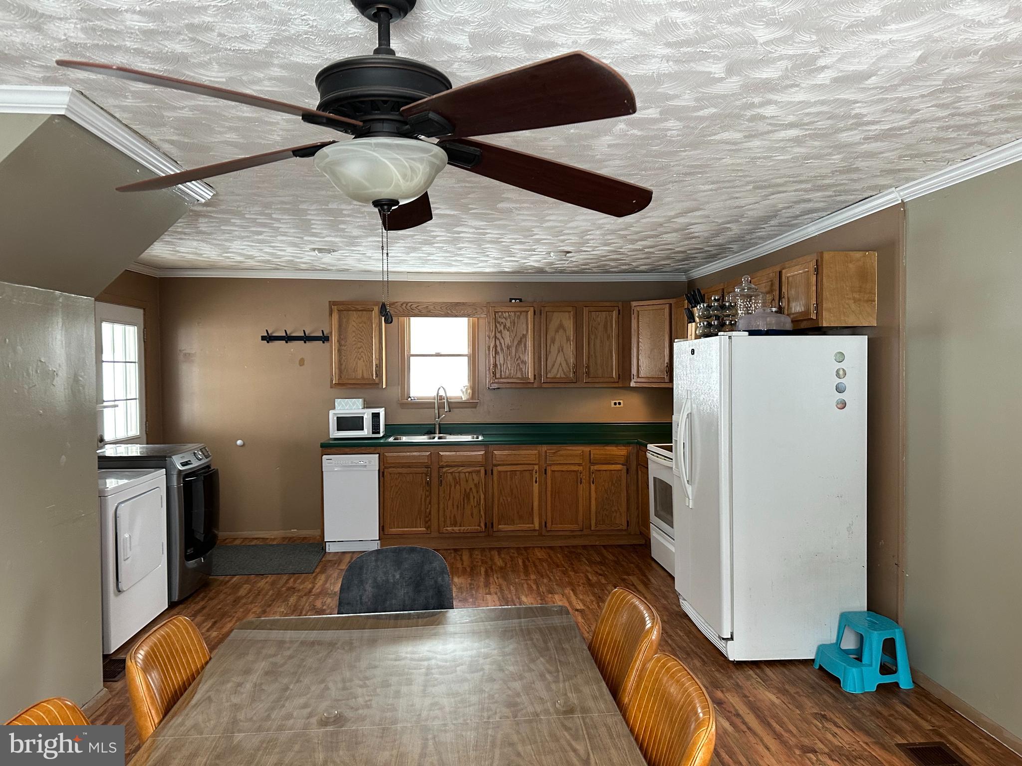 172 Stronach Rd