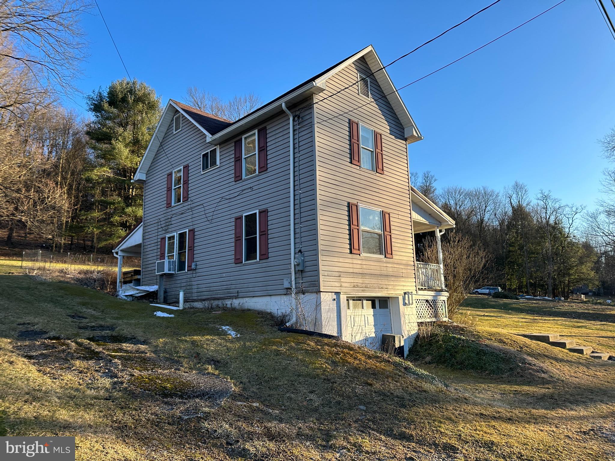 172 Stronach Rd