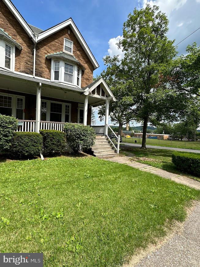 625 Turnpike Ave