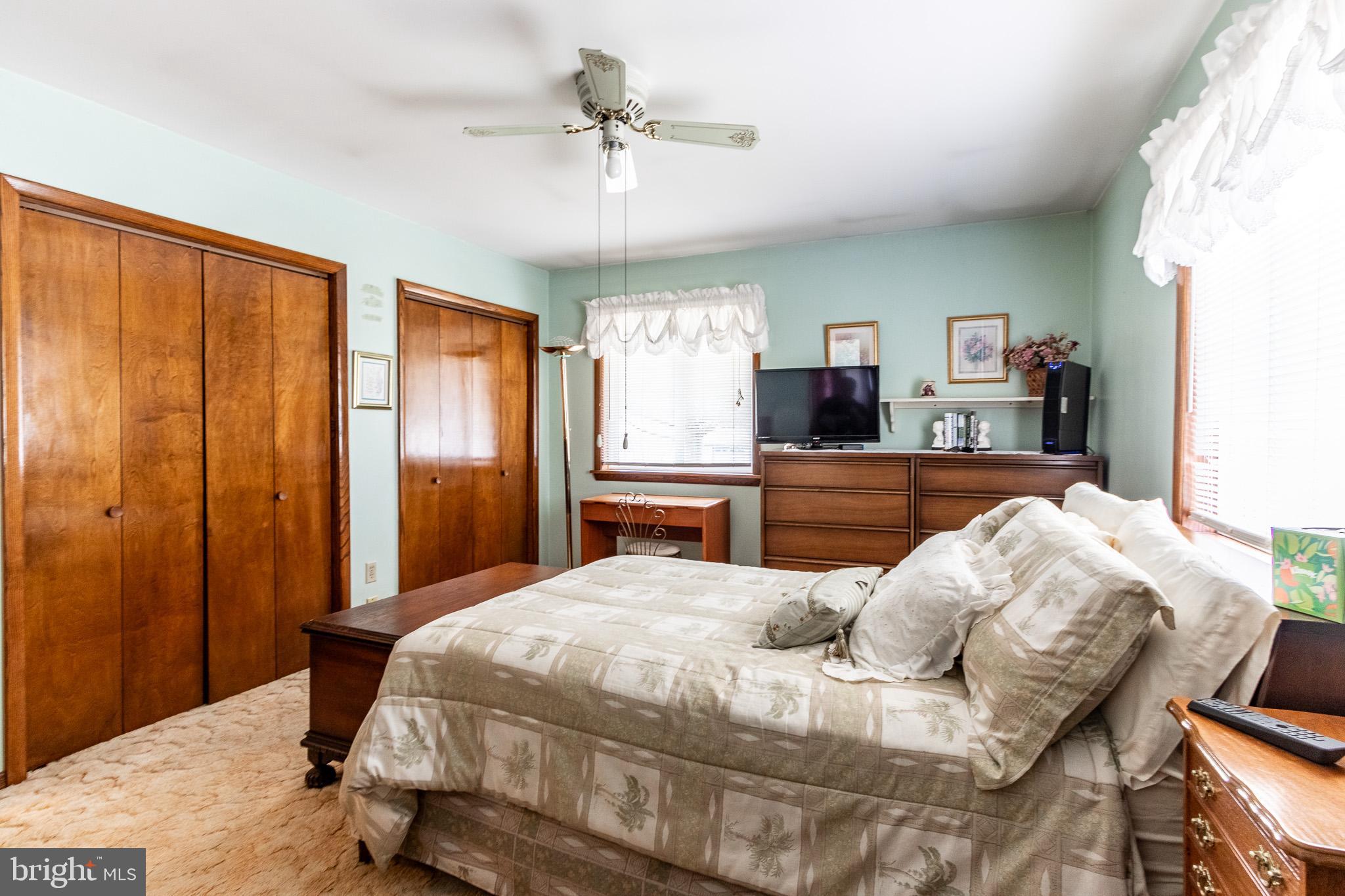 111 Falcon Rd