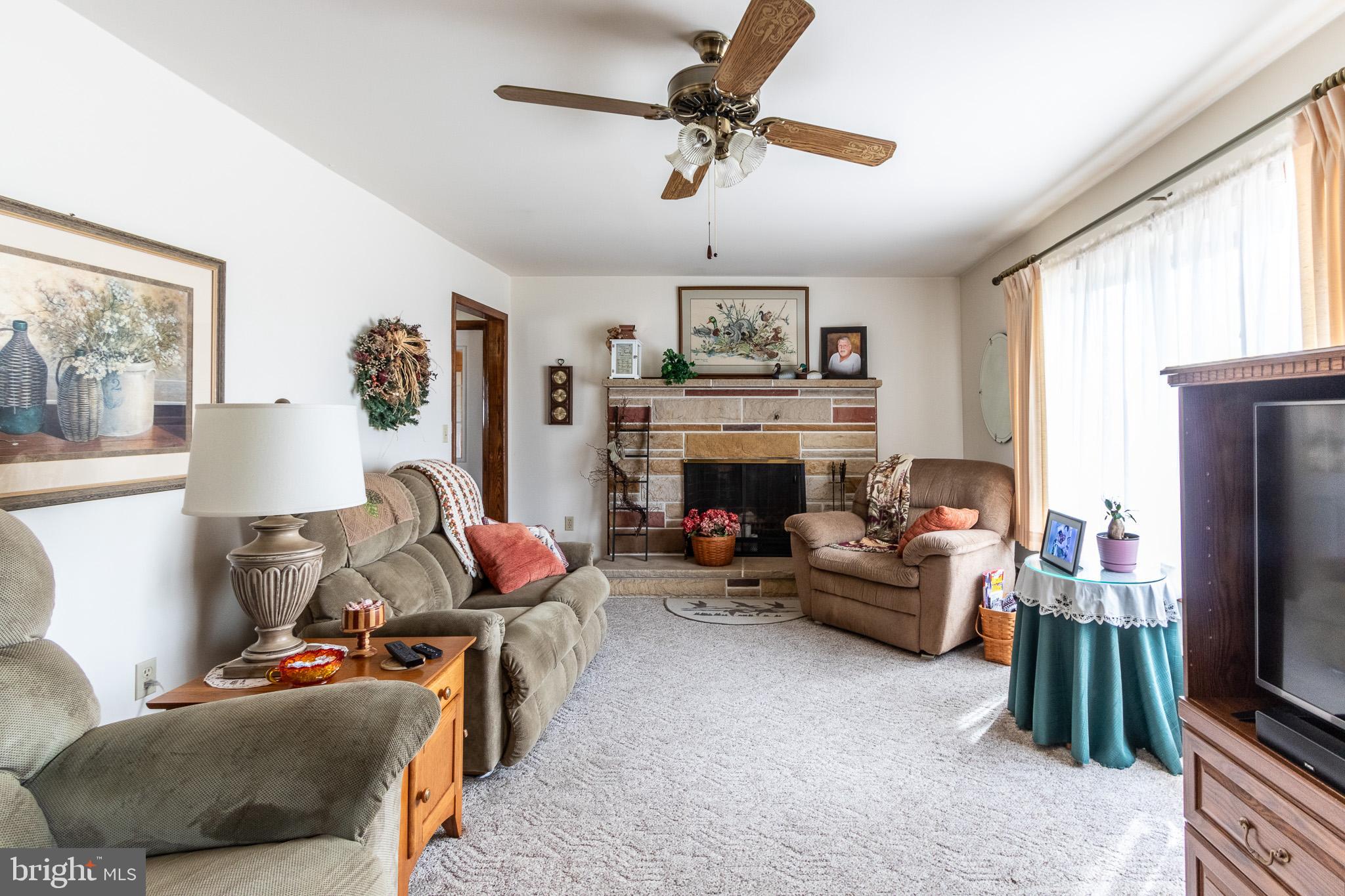111 Falcon Rd