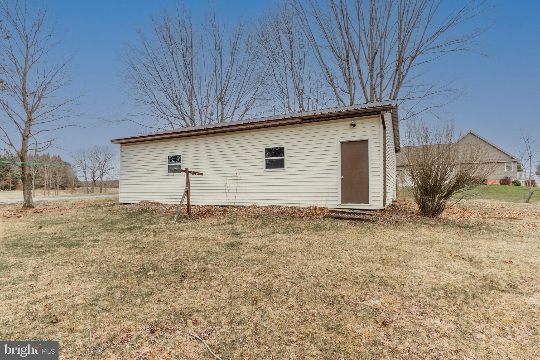 111 Falcon Rd