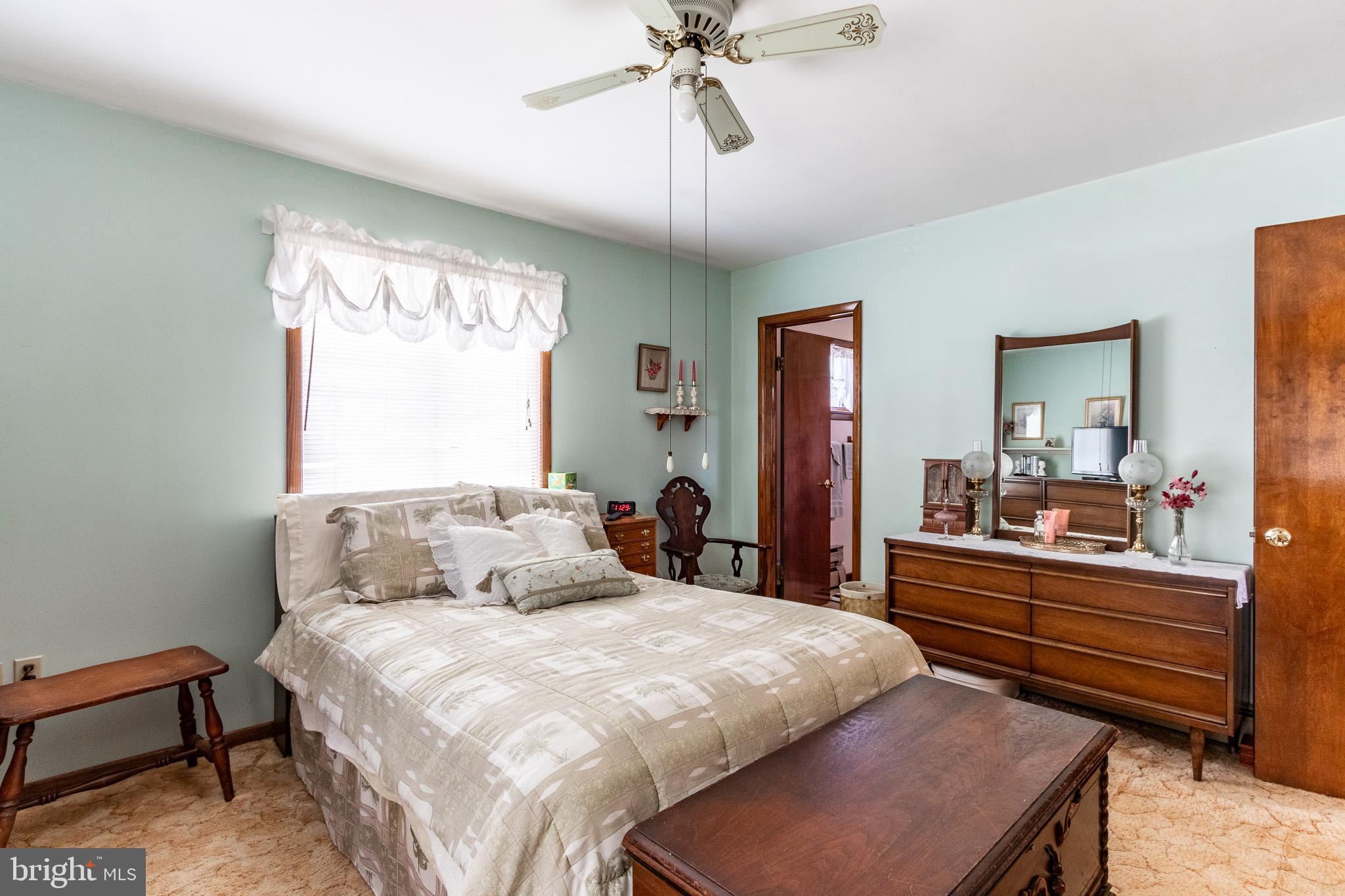 111 Falcon Rd