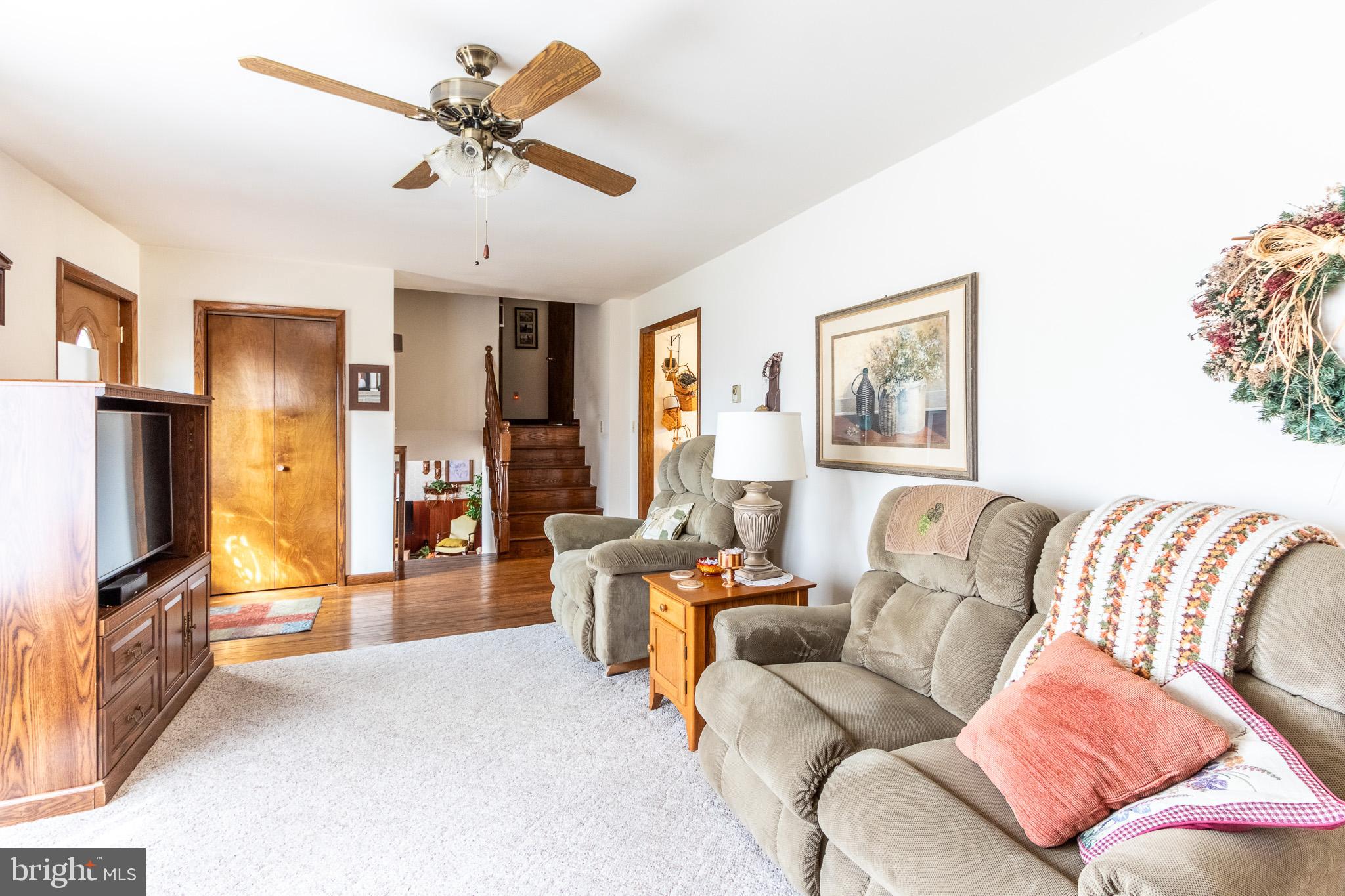 111 Falcon Rd