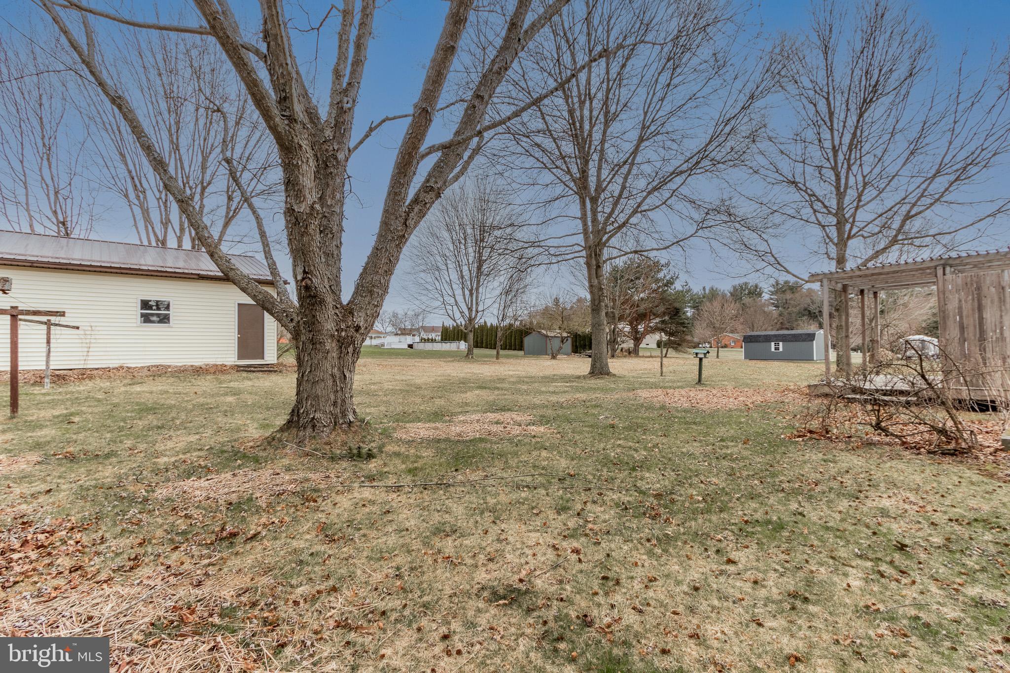 111 Falcon Rd
