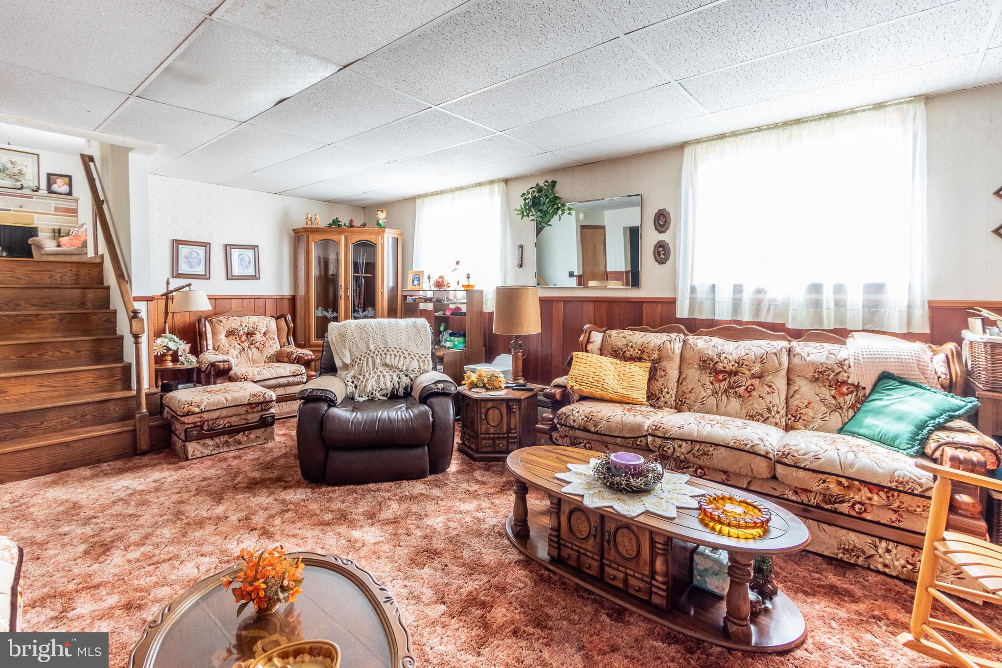 111 Falcon Rd