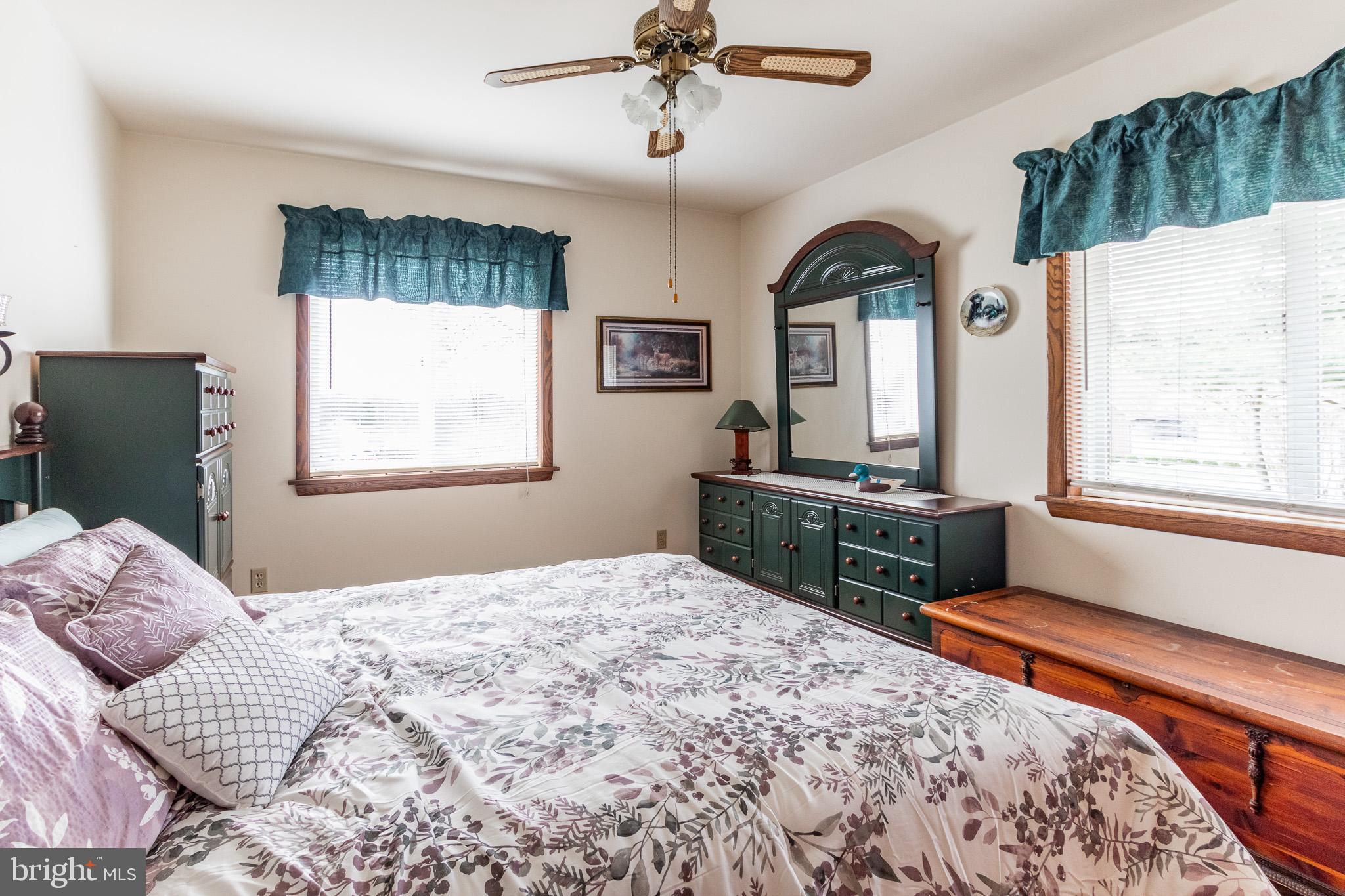 111 Falcon Rd