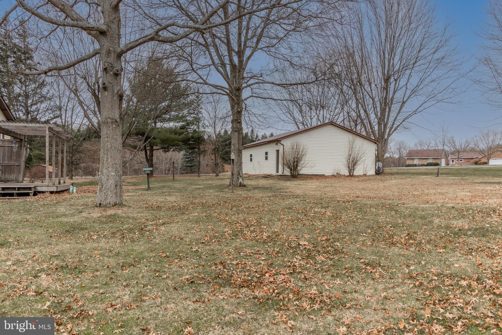 111 Falcon Rd