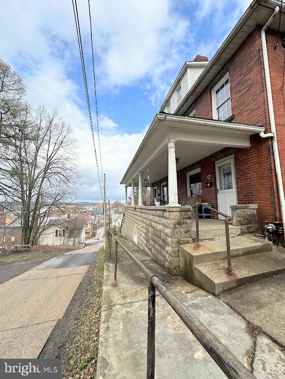 12 E Weber Ave