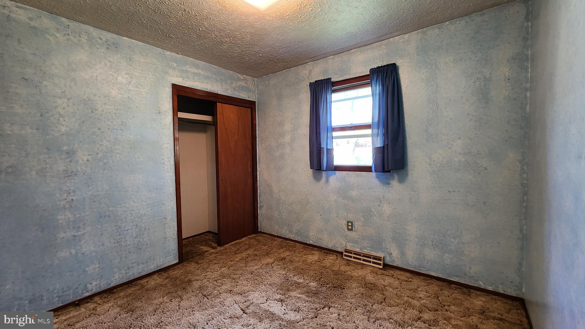 42 Mapes Ave