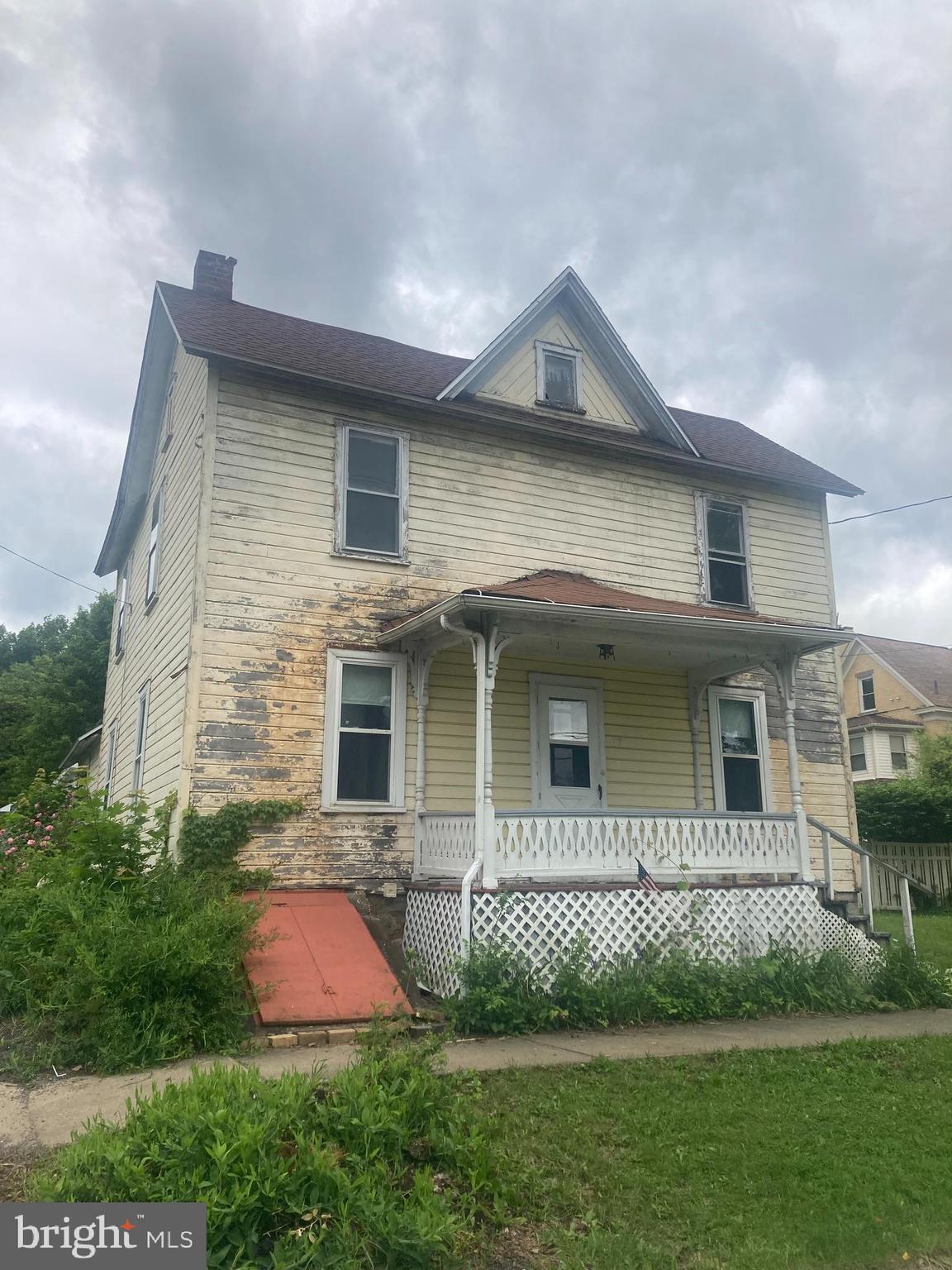 17 SW 3rd Ave