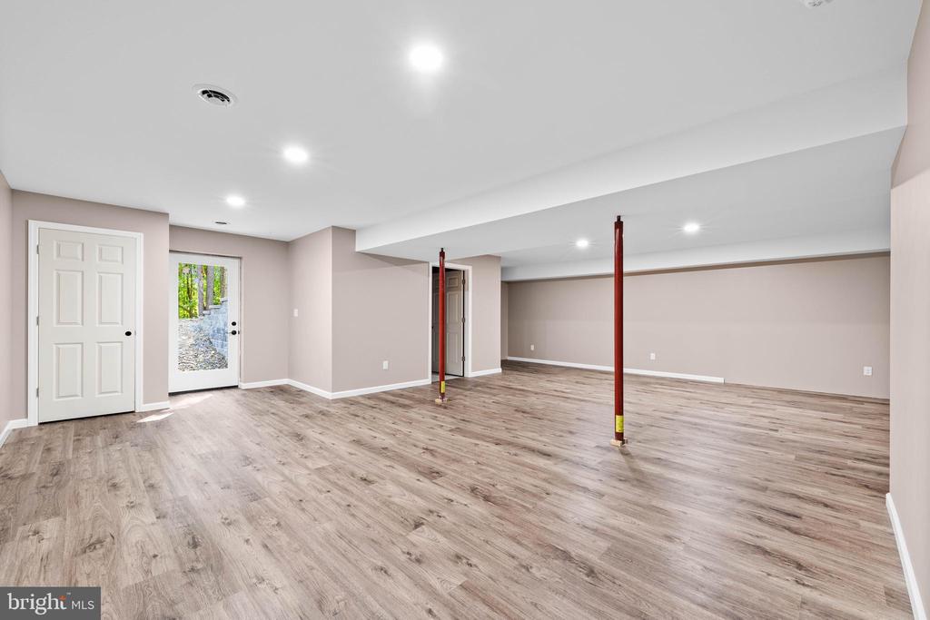 215 Fort de France Road