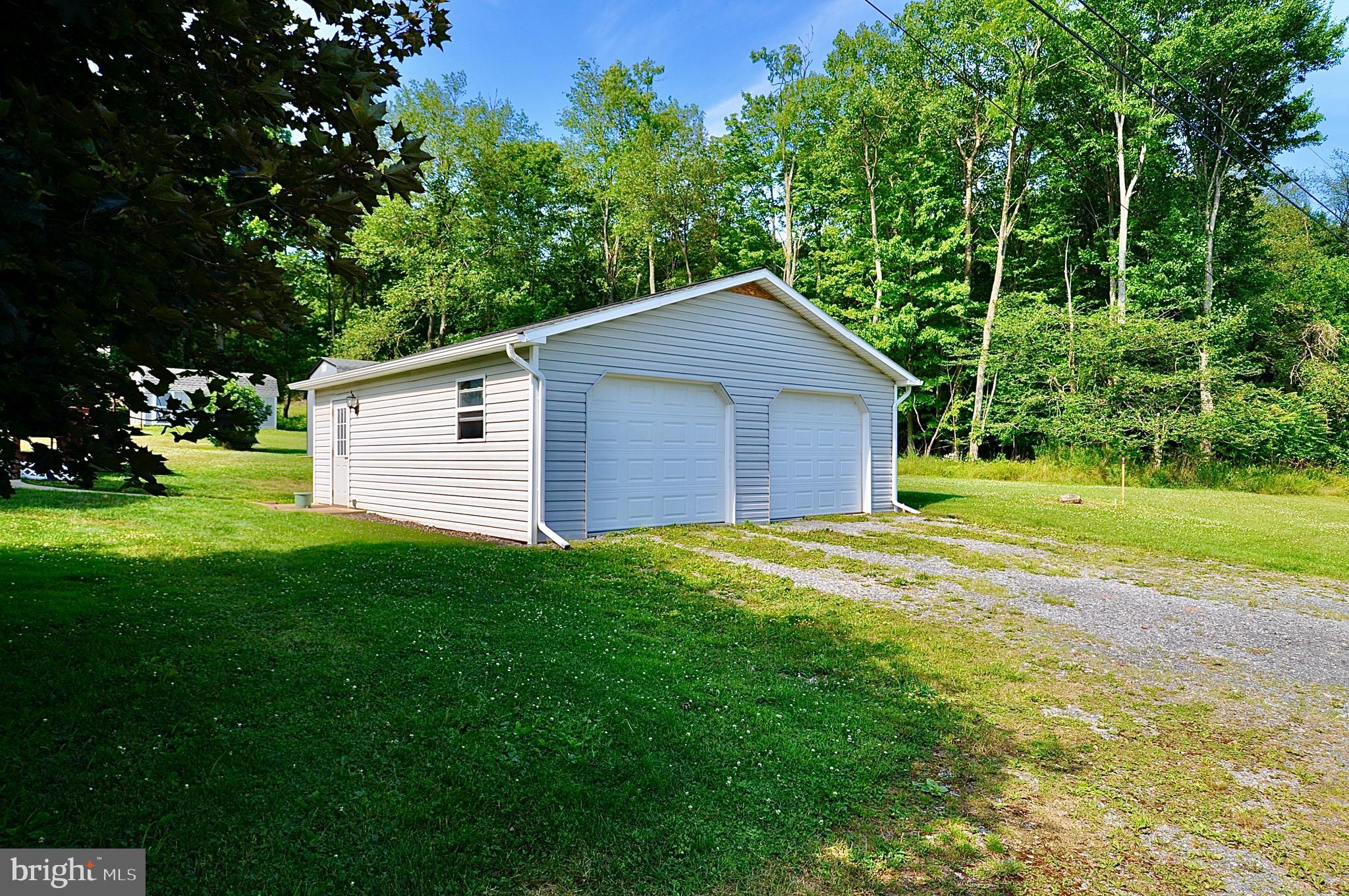 19 Britten Dr