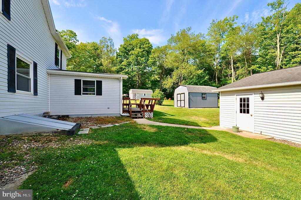19 Britten Dr