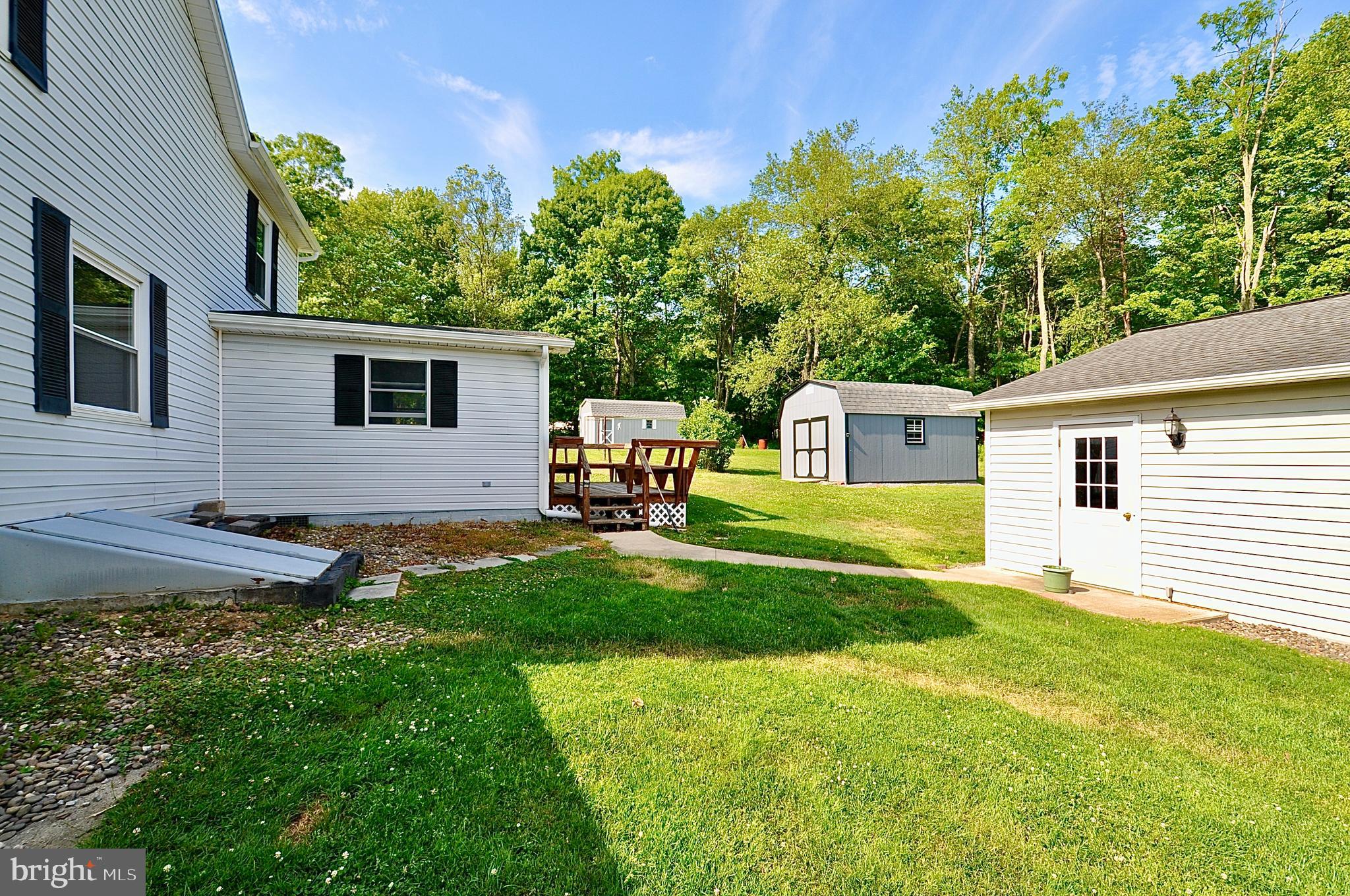 19 Britten Dr