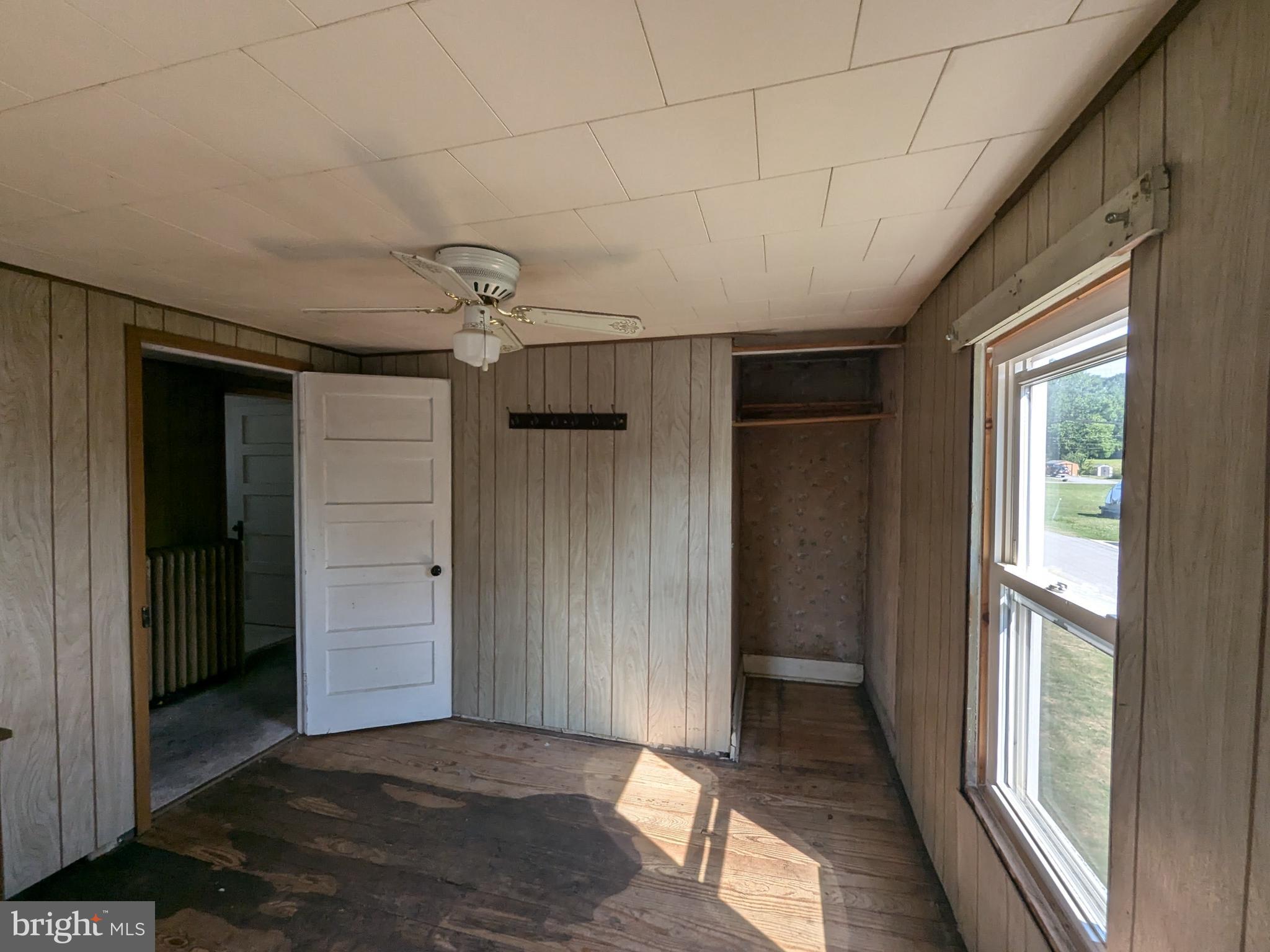 2561 Main St