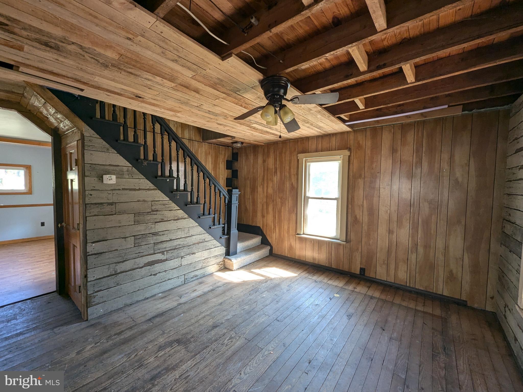 2561 Main St
