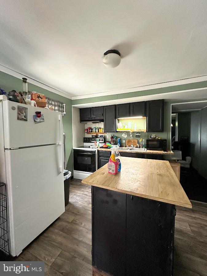 1108 & 1110 Bowes St