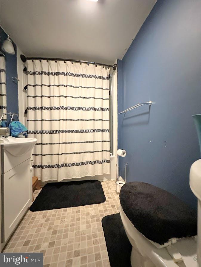 1108 & 1110 Bowes St